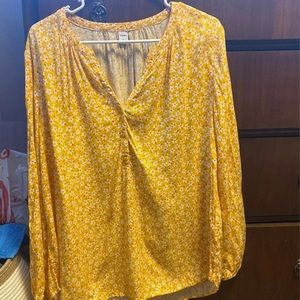 Old Navy blouse